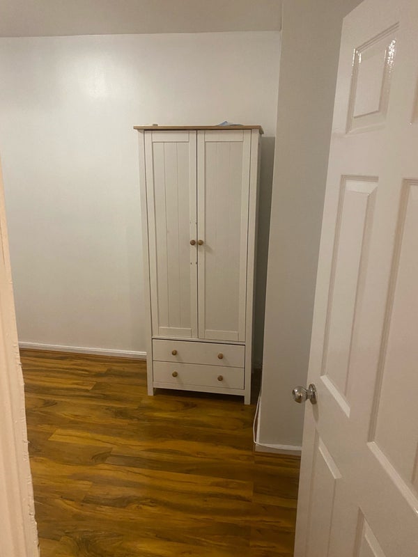Room Hampson Way in Greater London
