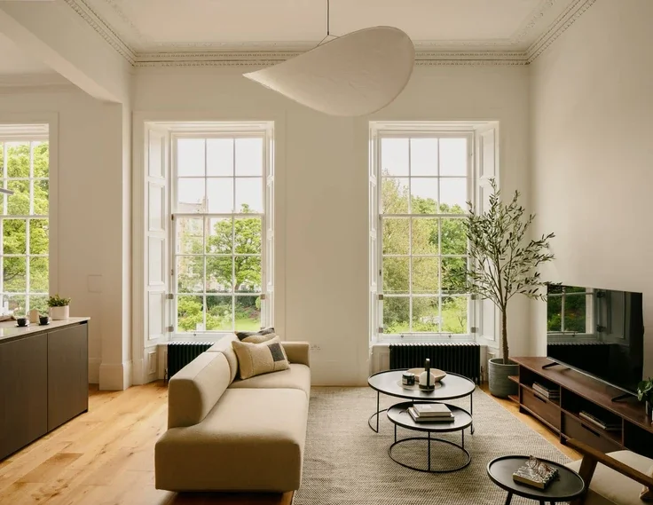 Flat Claremont Crescent in City of Edinburgh