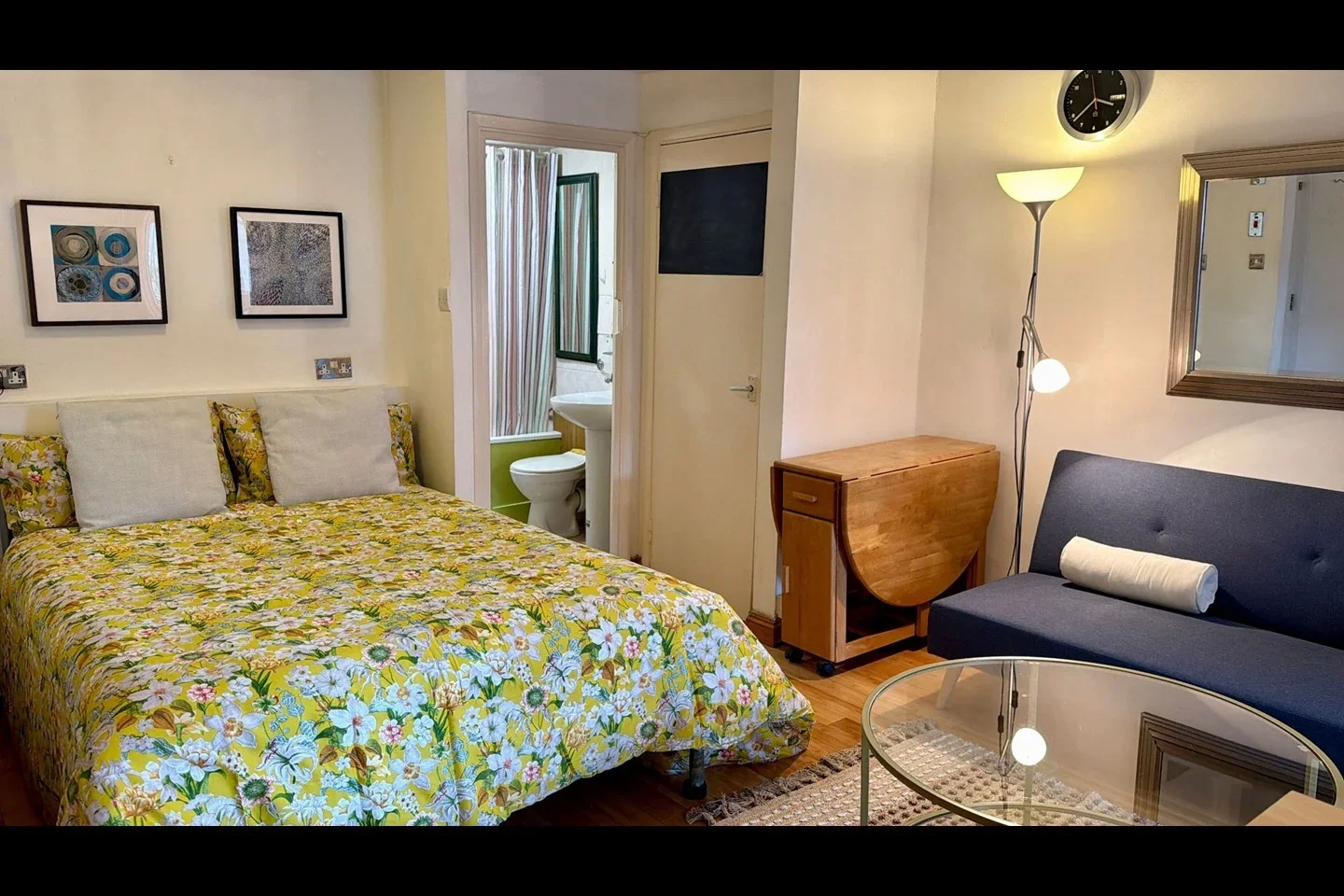 Flat Kensington Gardens Square in City of Westminster