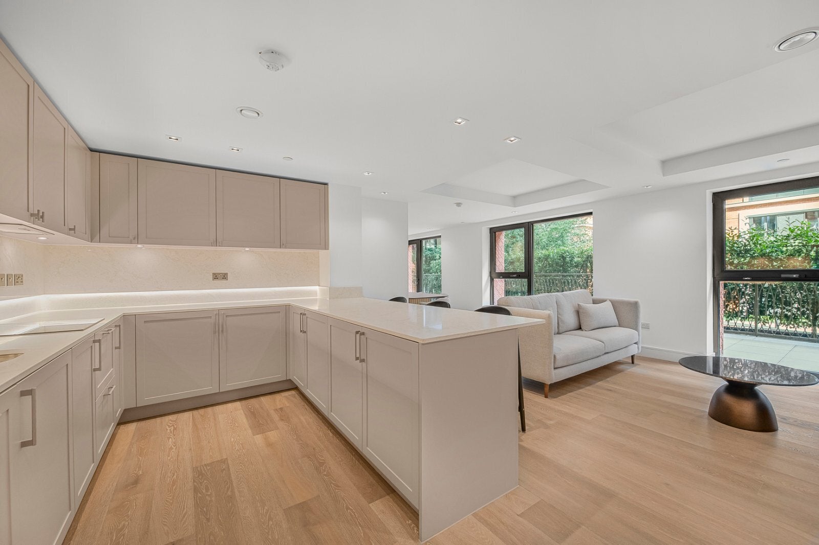 Flat Newcastle Place in City of Westminster