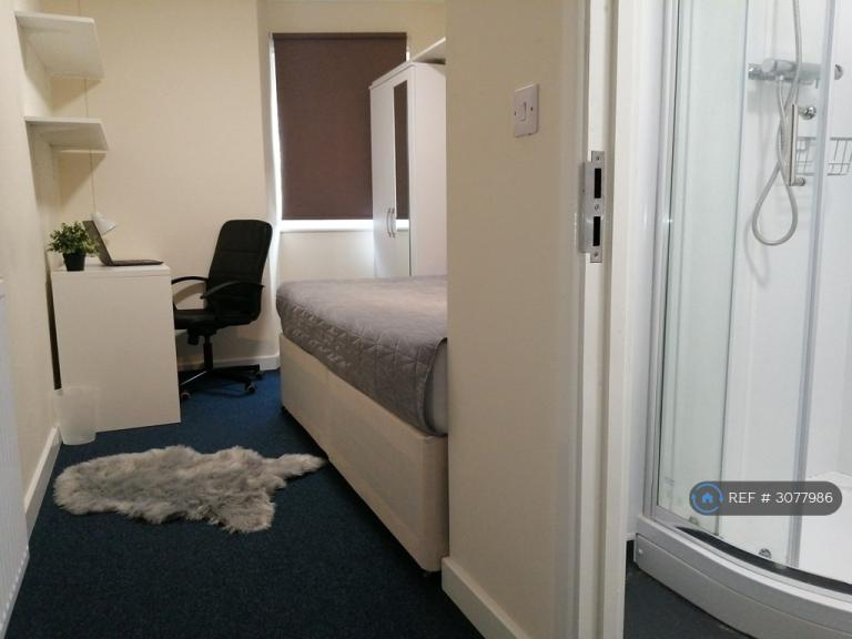 Flat Baxter Court in Royal Leamington Spa