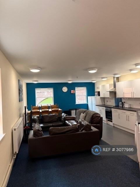 Flat Baxter Court in Royal Leamington Spa
