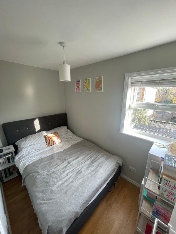 Room Salisbury Place in Greater London