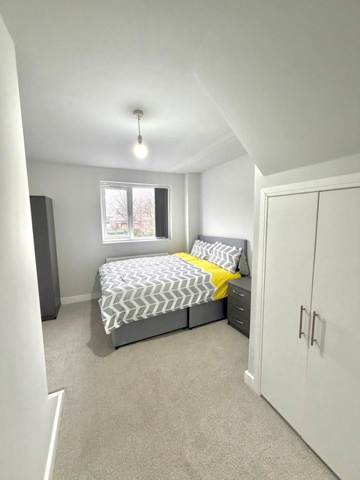 Room Churchfields Road in Sandwell