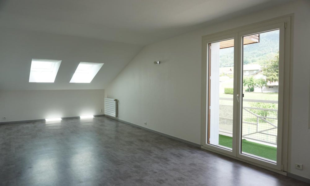 Flat Route de Naves in Villaz