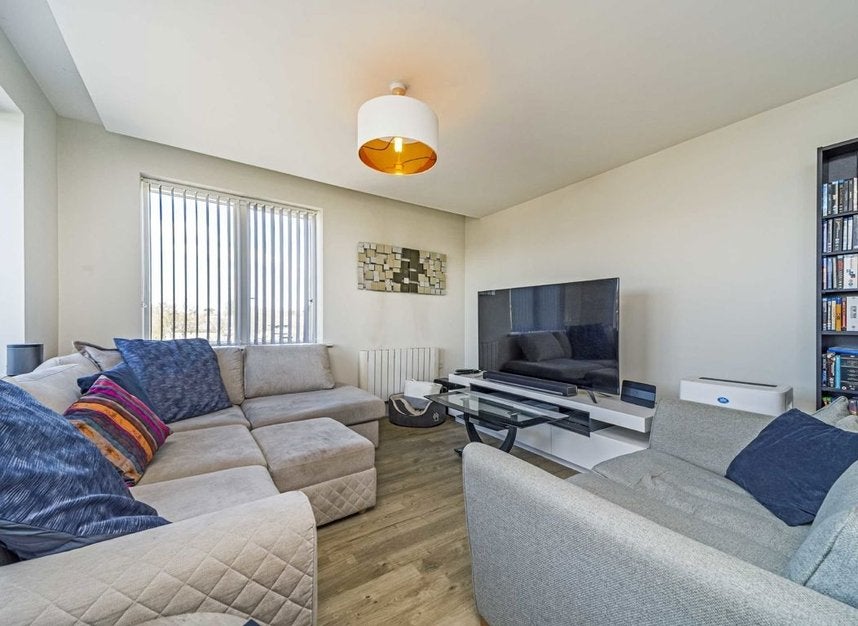 Flat Ditton Road in Greater London