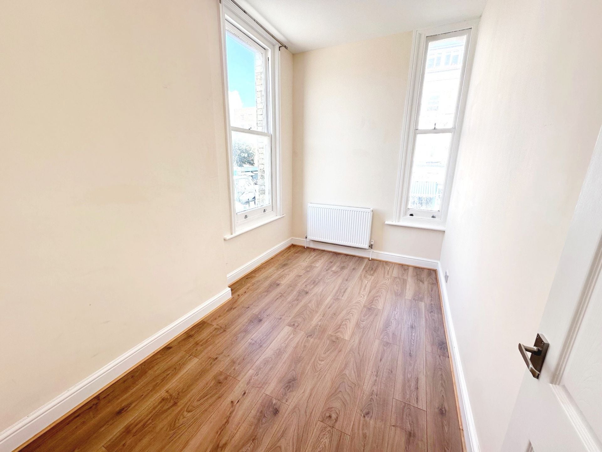 Flat First Avenue in Hove