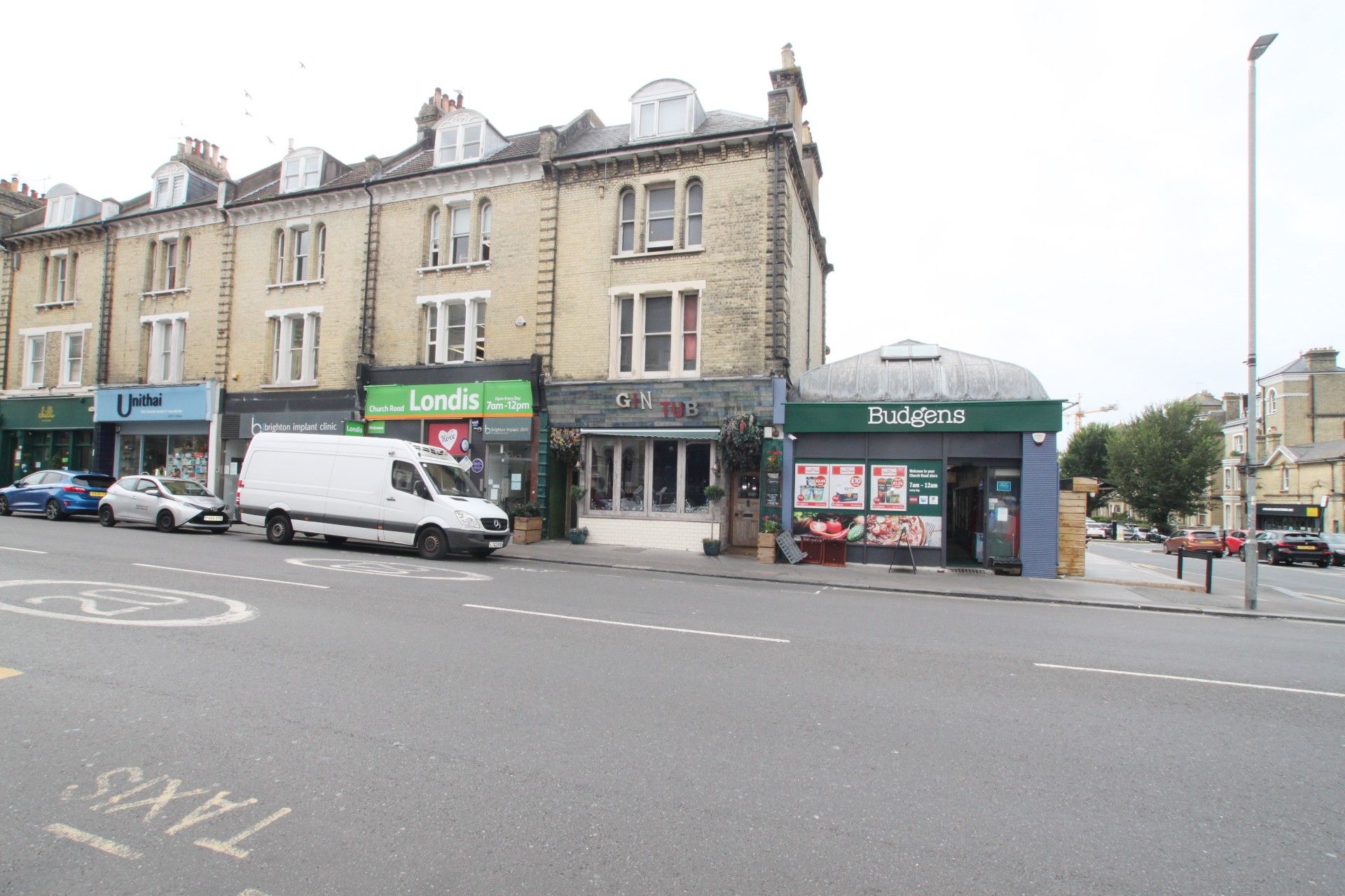 Flat First Avenue in Hove