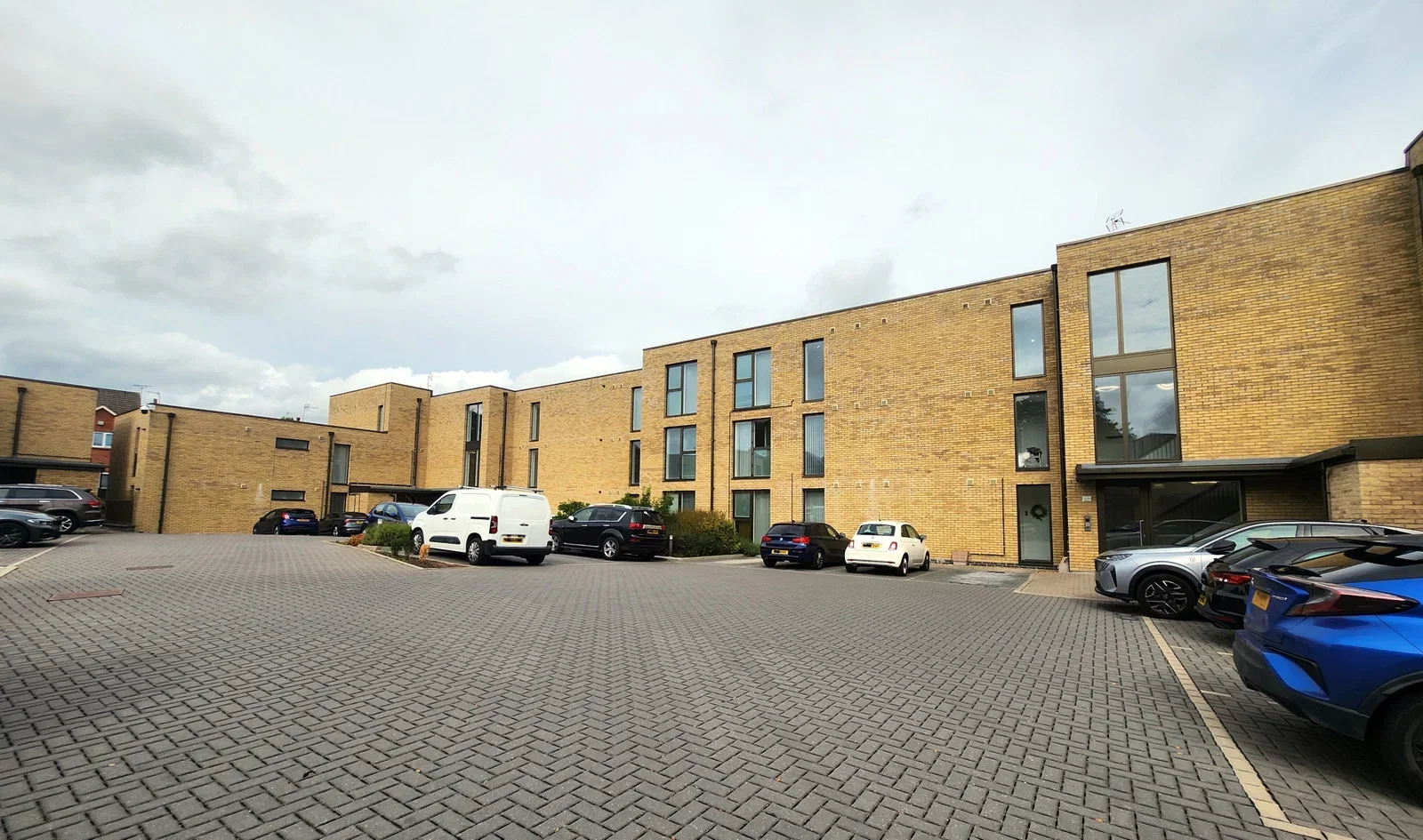 Flat Laurel Lane in Halesowen
