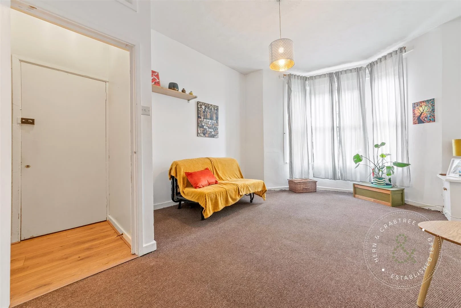 Flat St John's Crescent in Cardiff County