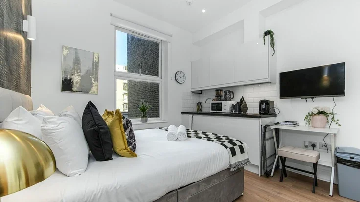Room Swinton Street in Greater London