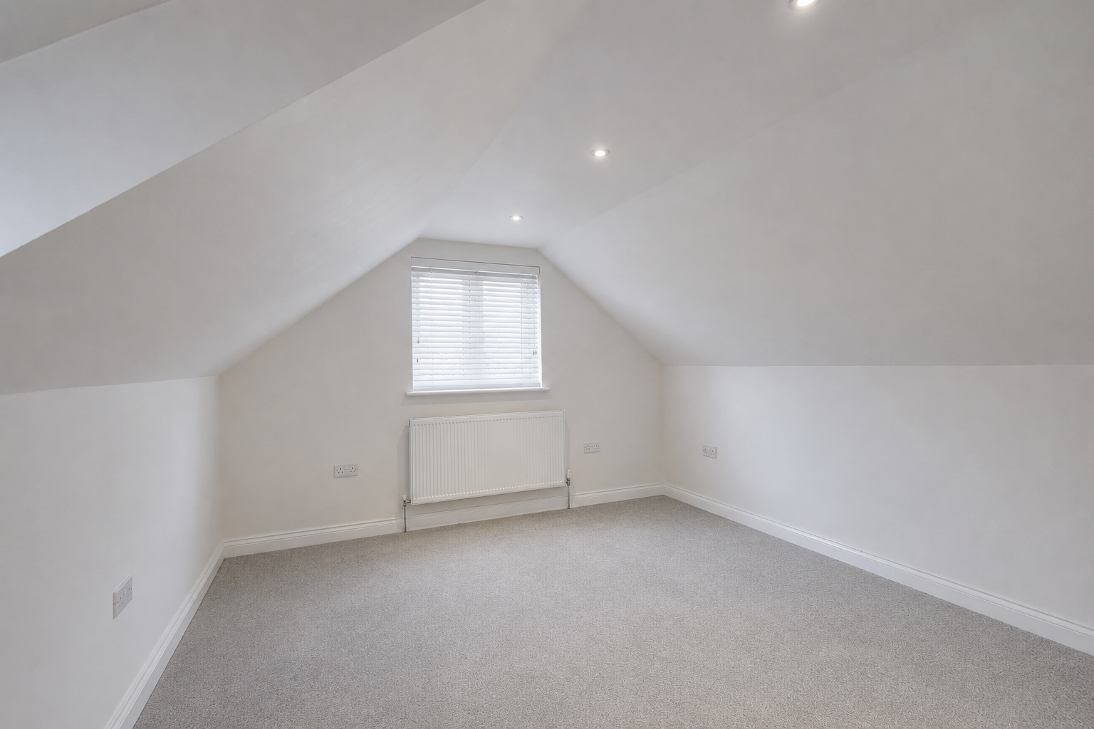 Flat Elm Road in Basildon