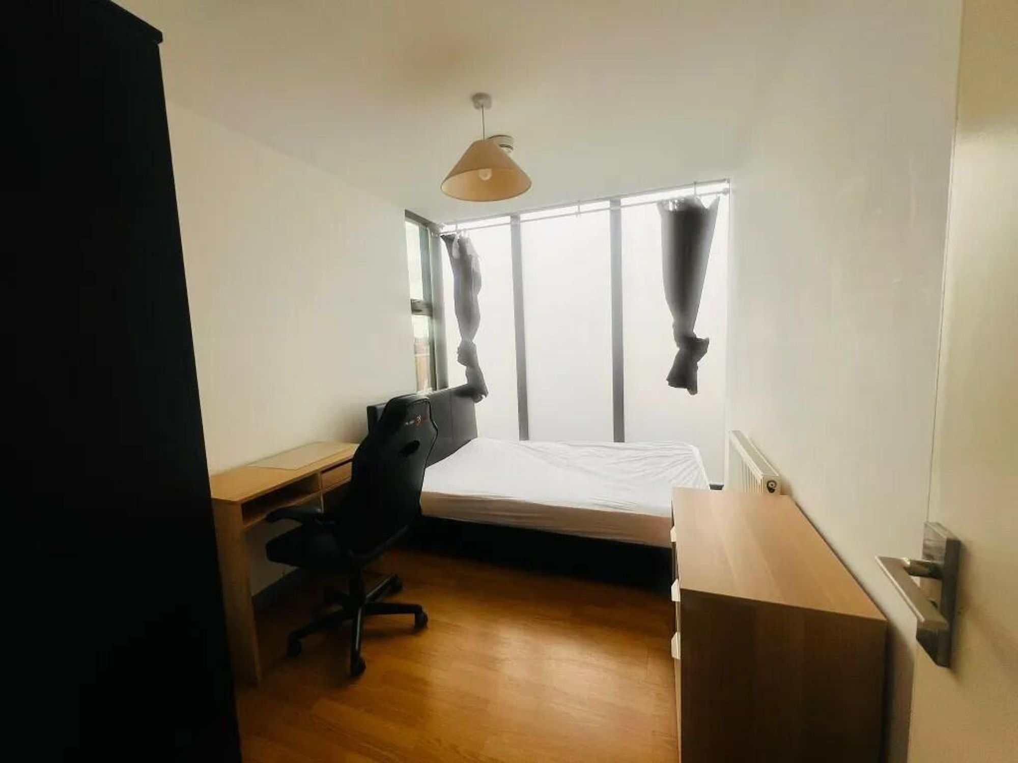 Room Raven Row in Greater London
