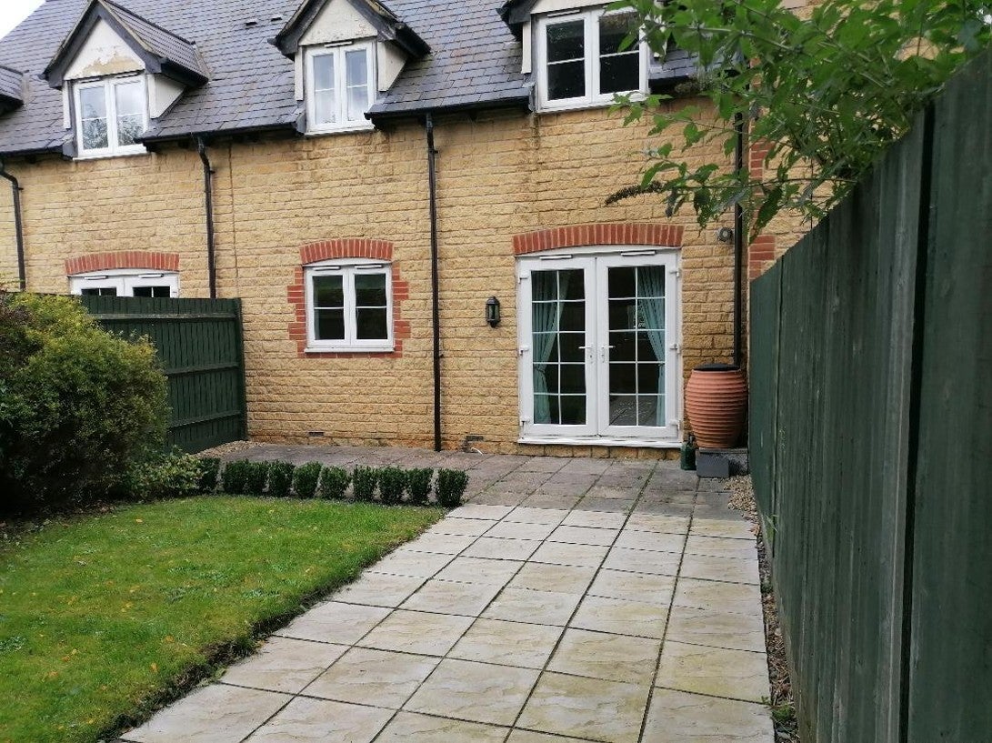 House The Crossway in Cherwell District