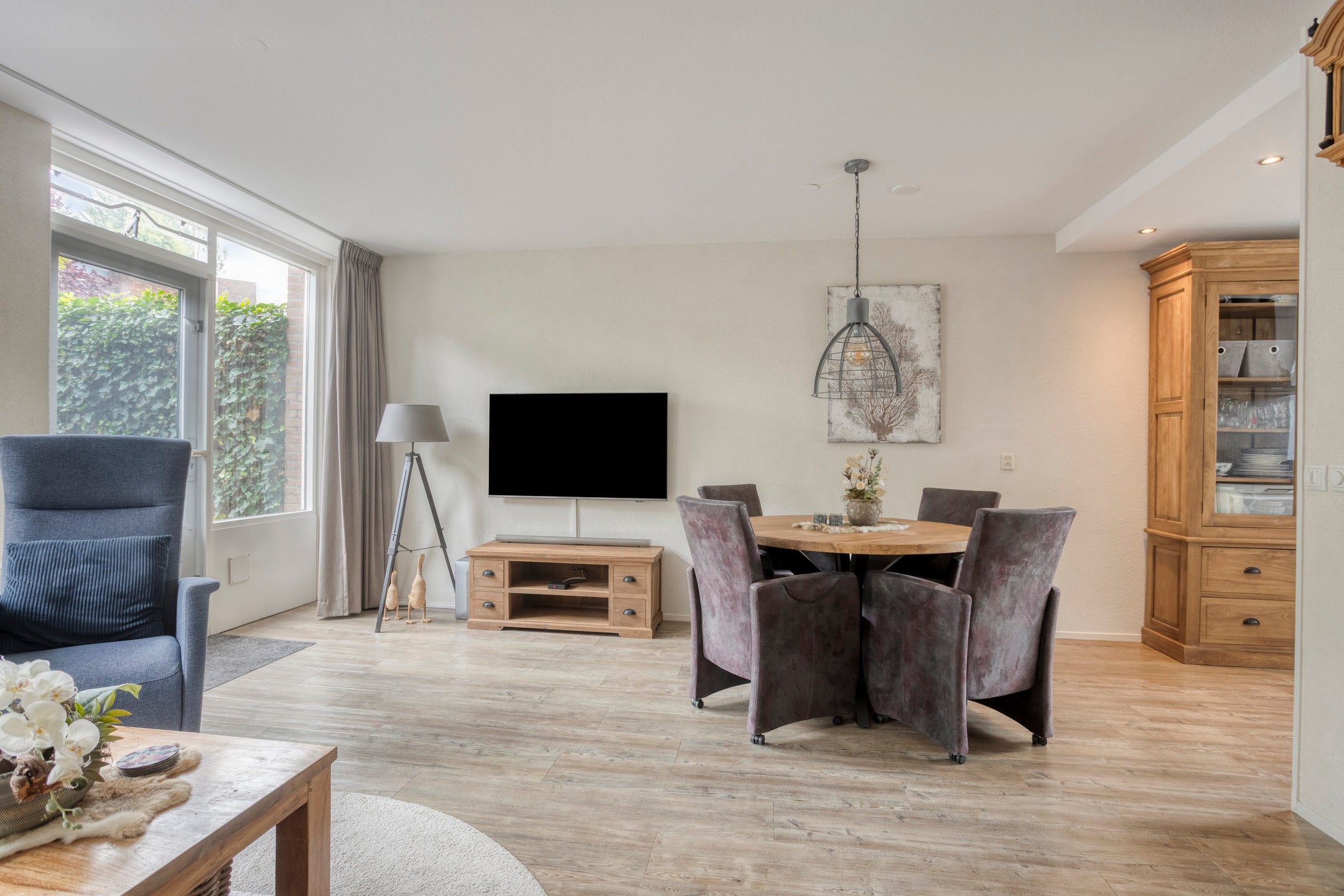 Tussenwoning te koop: Ravelplein 33, Gouda