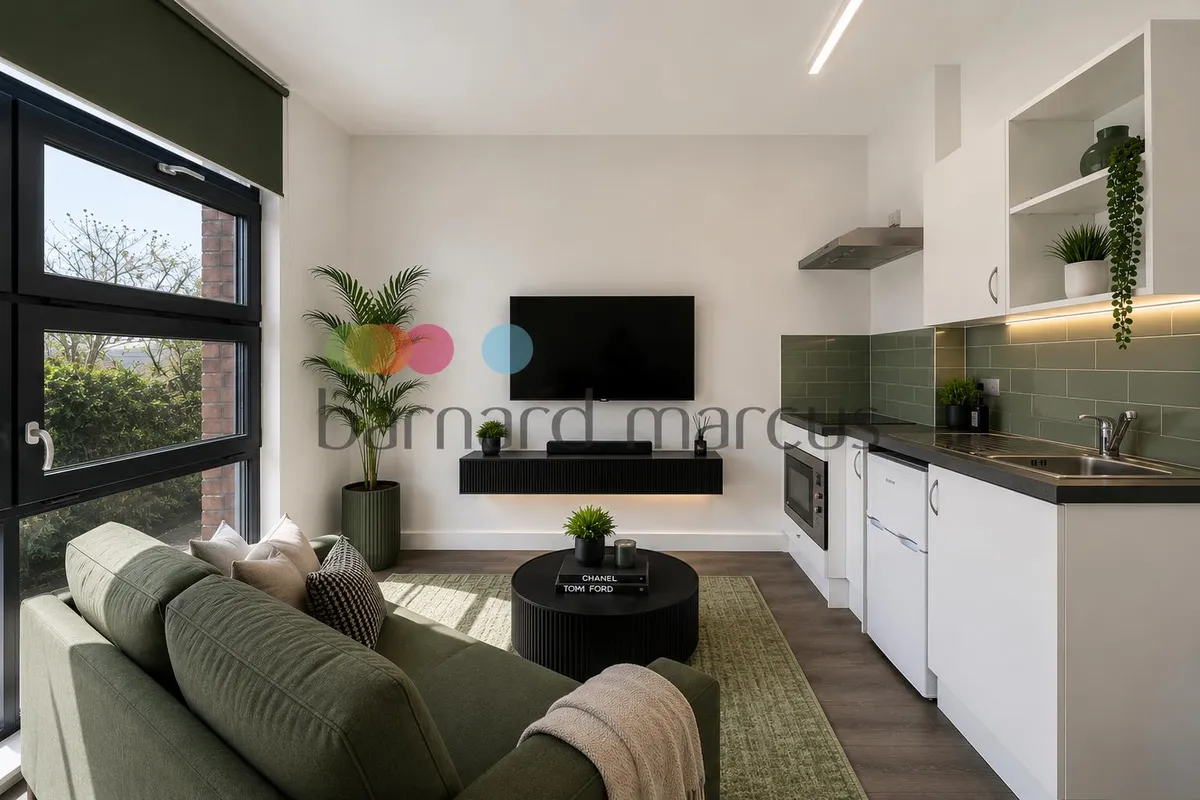 Room Purley Way in Greater London