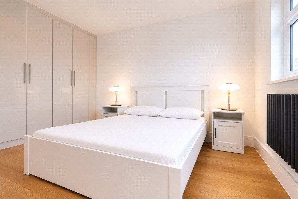 Flat Foster Street in Greater London