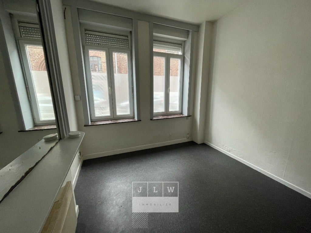 Flat Rue Saint-Jean-Baptiste de la Salle in Lille