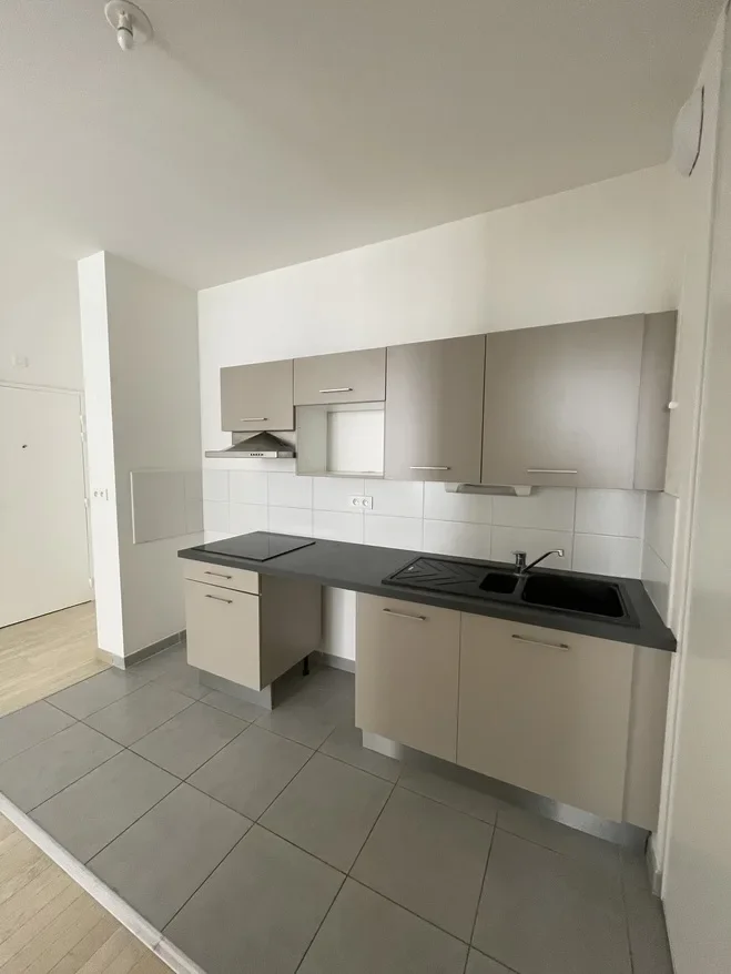 Flat Rue Santeuil in Nantes