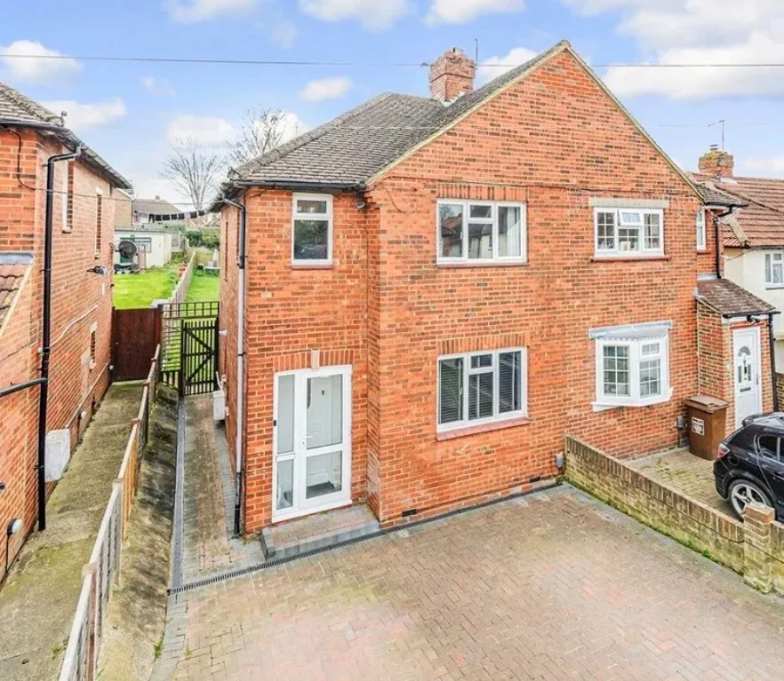 House Elaine Avenue in Strood