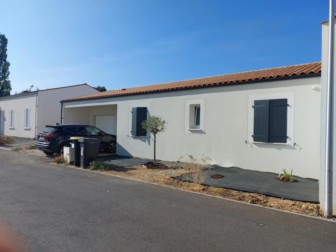 House Rue des Cigognes in Thairé