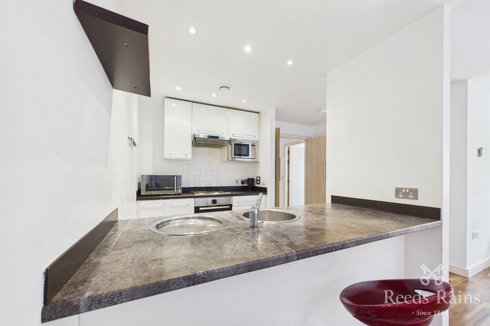 Flat Measham Mews in Manchester