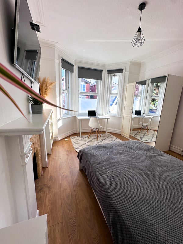 Room Alma Road in Bournemouth