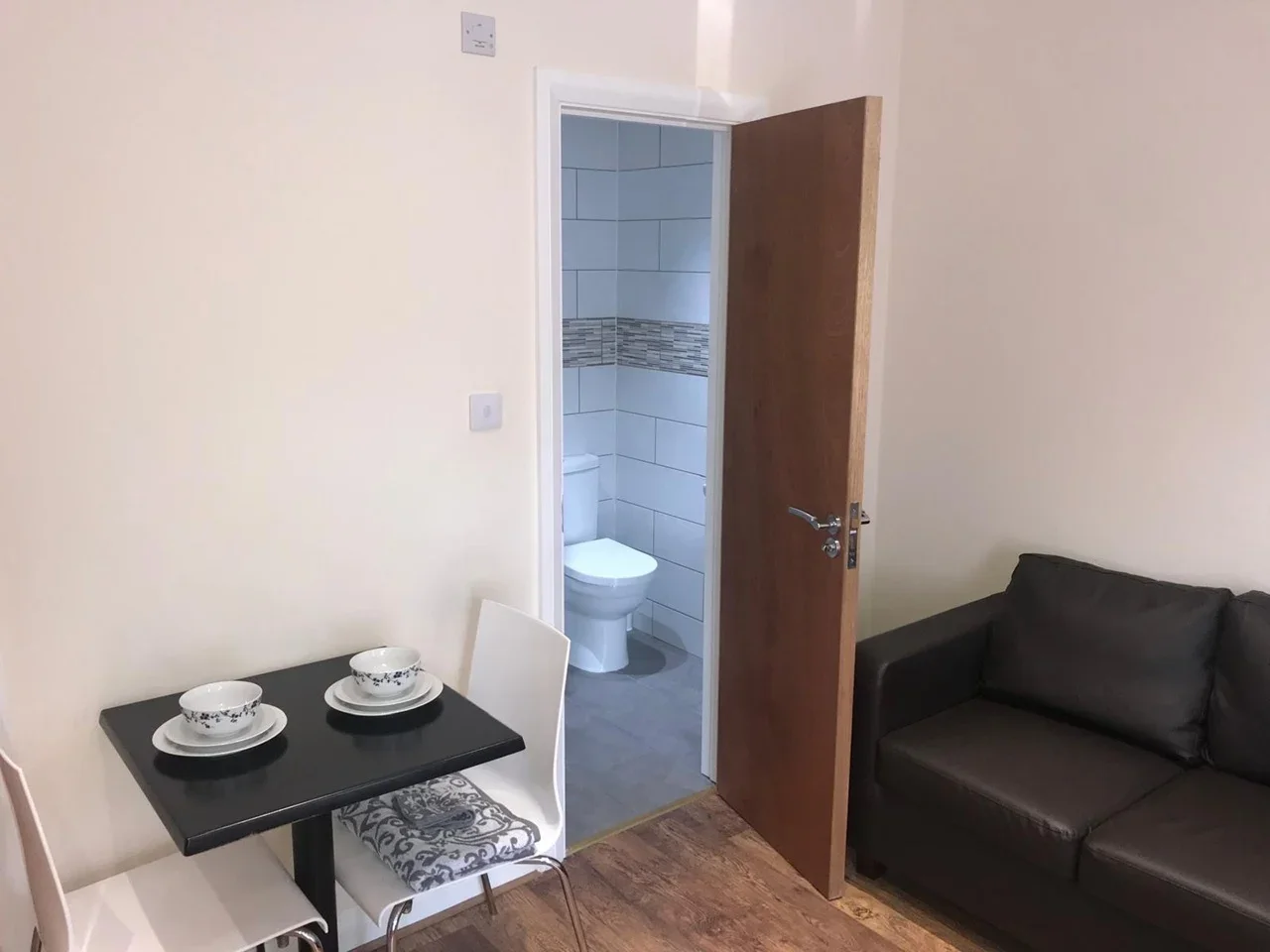 Flat Thornwood Close in Greater London