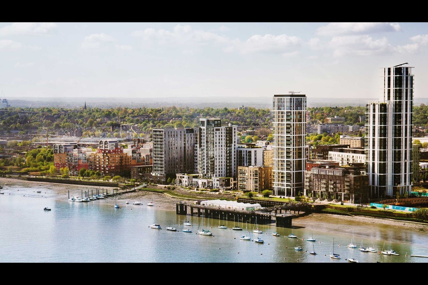 Flat Pilot Walk in Greater London