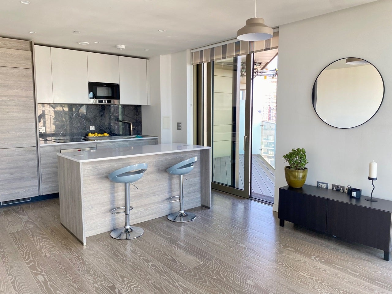Flat Pilot Walk in Greater London