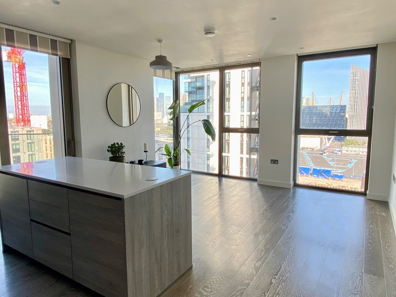 Flat Pilot Walk in Greater London