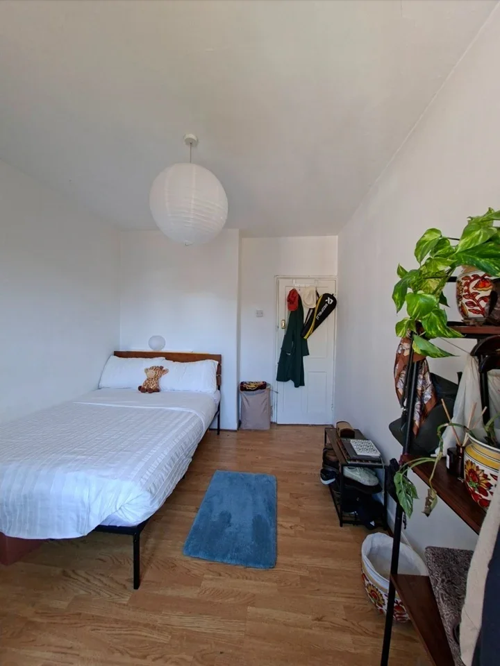 Flat Amhurst Road in Greater London