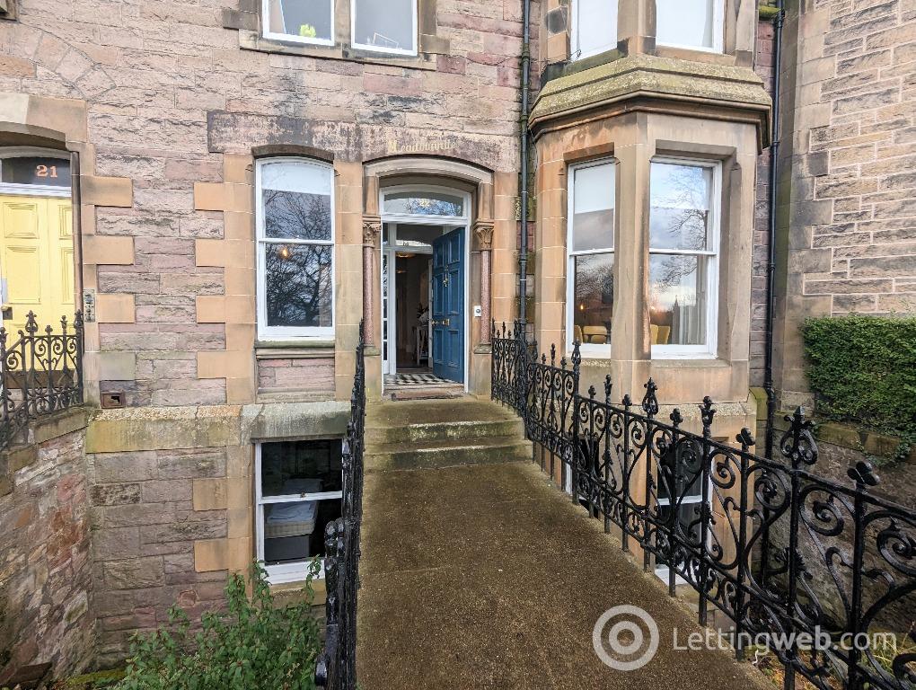 Flat Warrender Park Terrace in City of Edinburgh