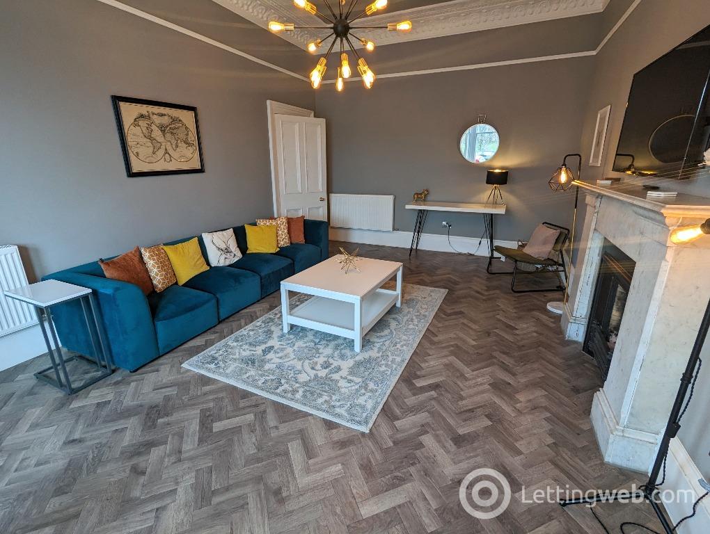 Flat Warrender Park Terrace in City of Edinburgh