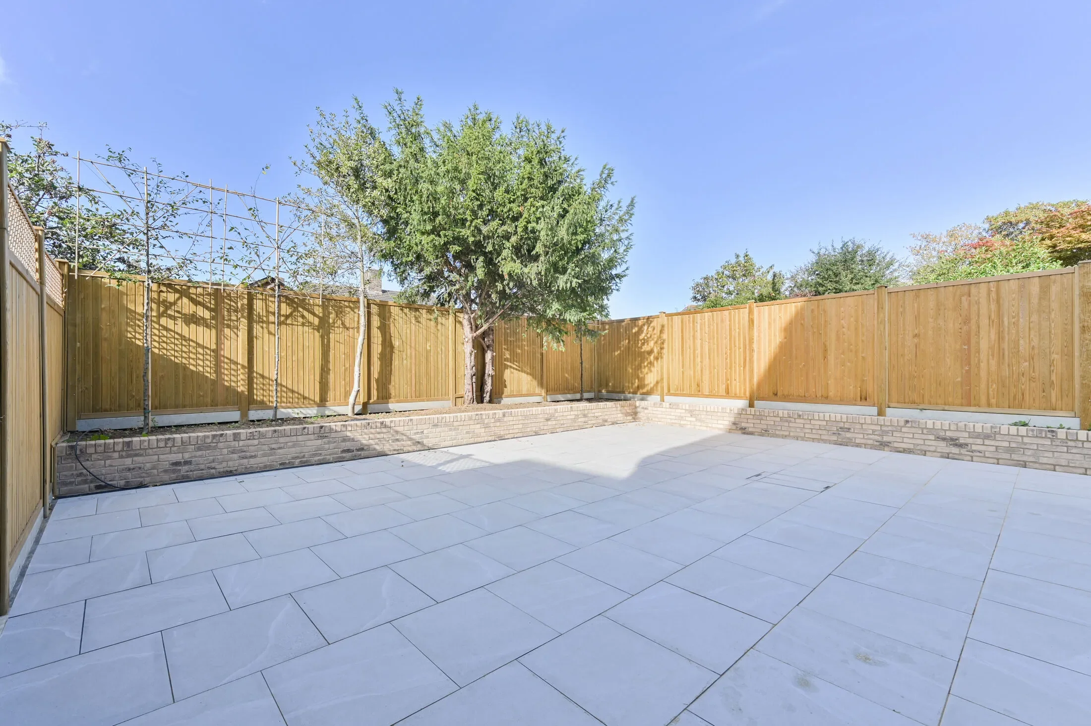 House Haynt Walk in Greater London