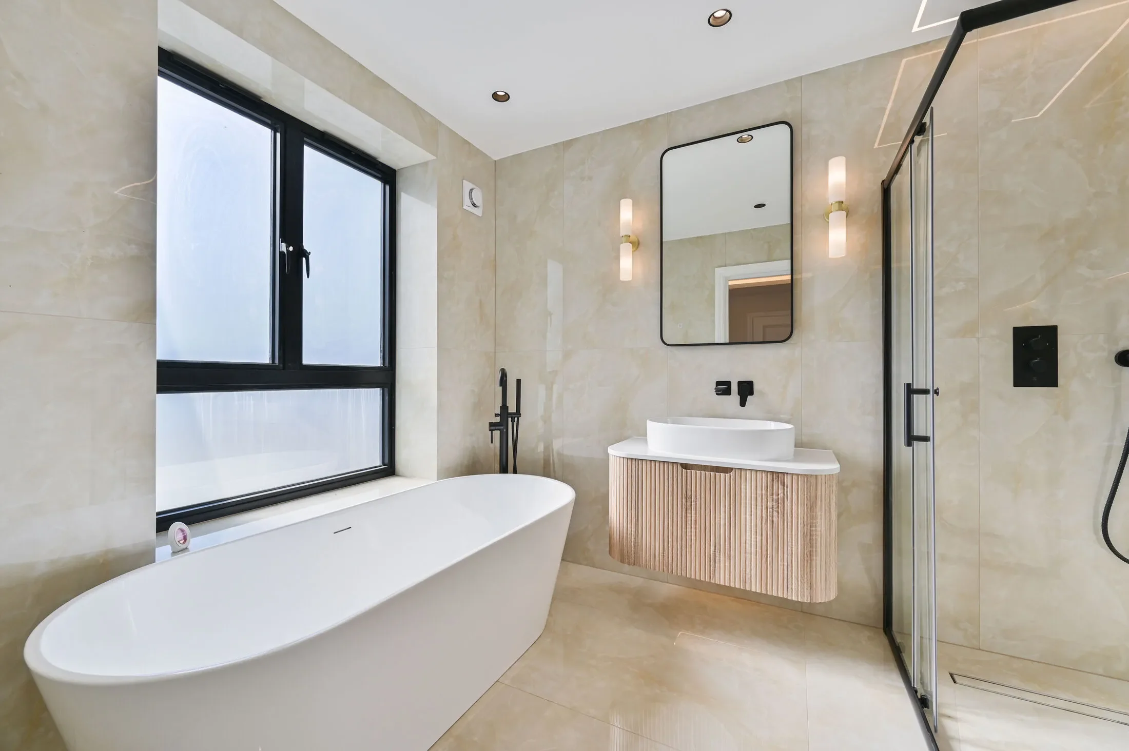 House Haynt Walk in Greater London
