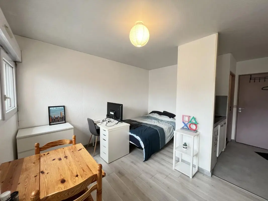Flat Cour Étienne-Jules Marey in Le Mans