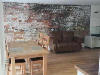 Room West Richardson Street in High Wycombe