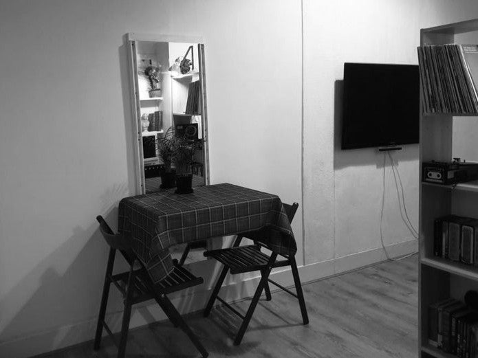 Room Rathlin Street in Glasgow