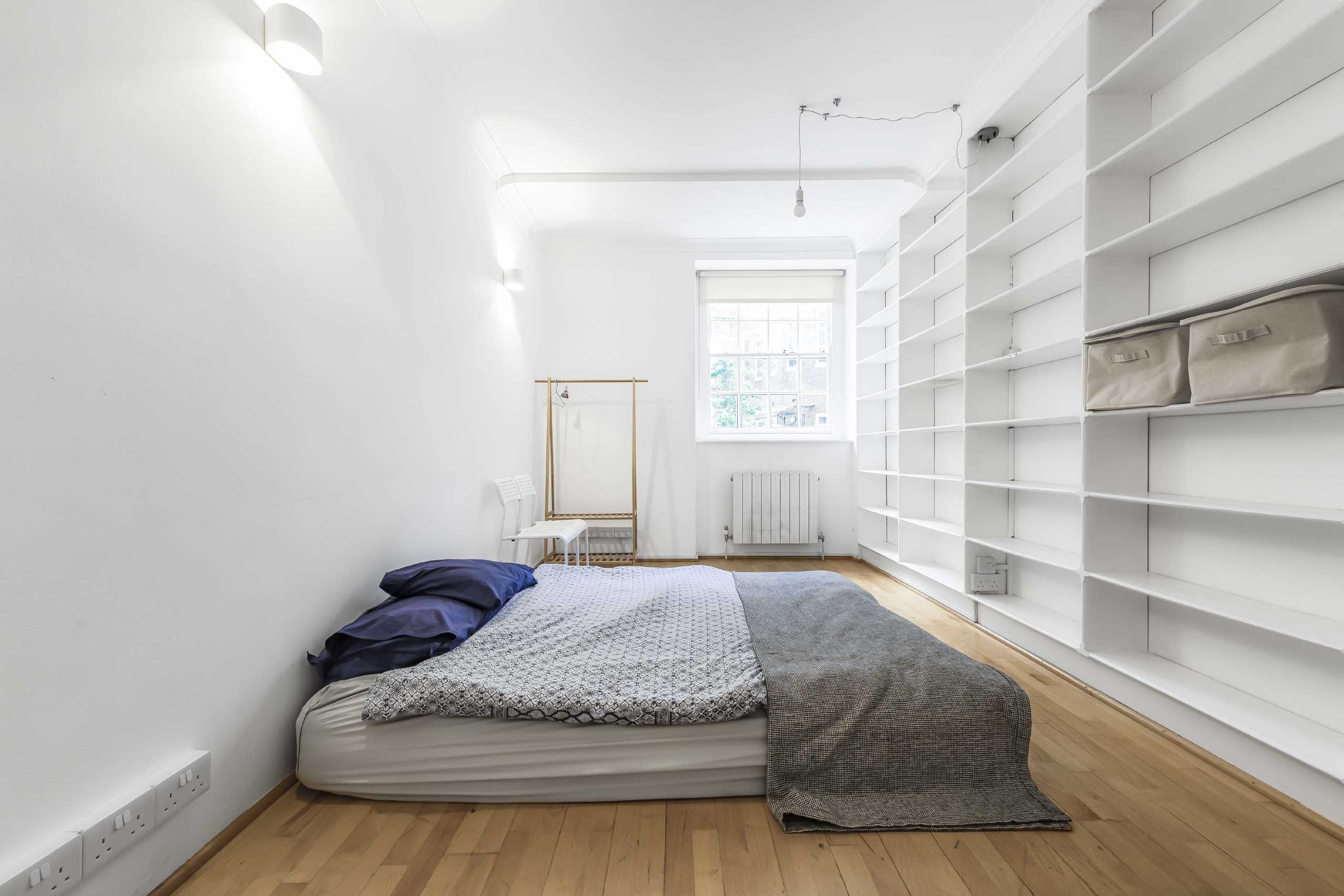 Flat Tavistock Place in Greater London