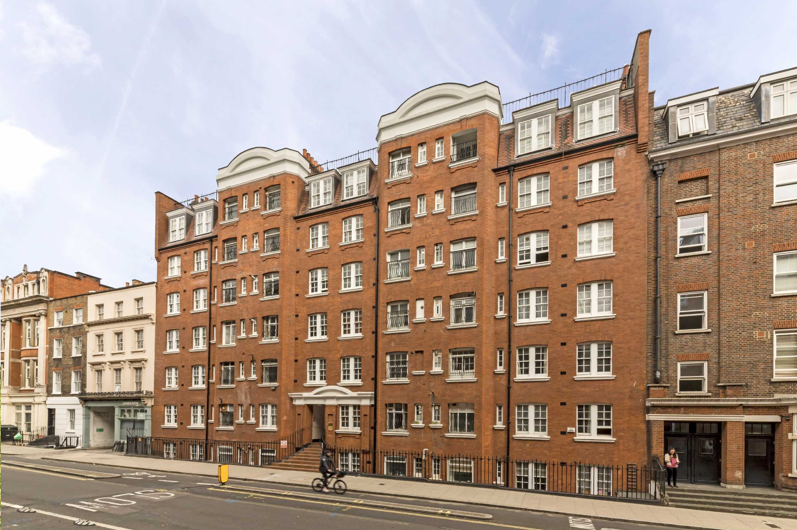 Flat Tavistock Place in Greater London