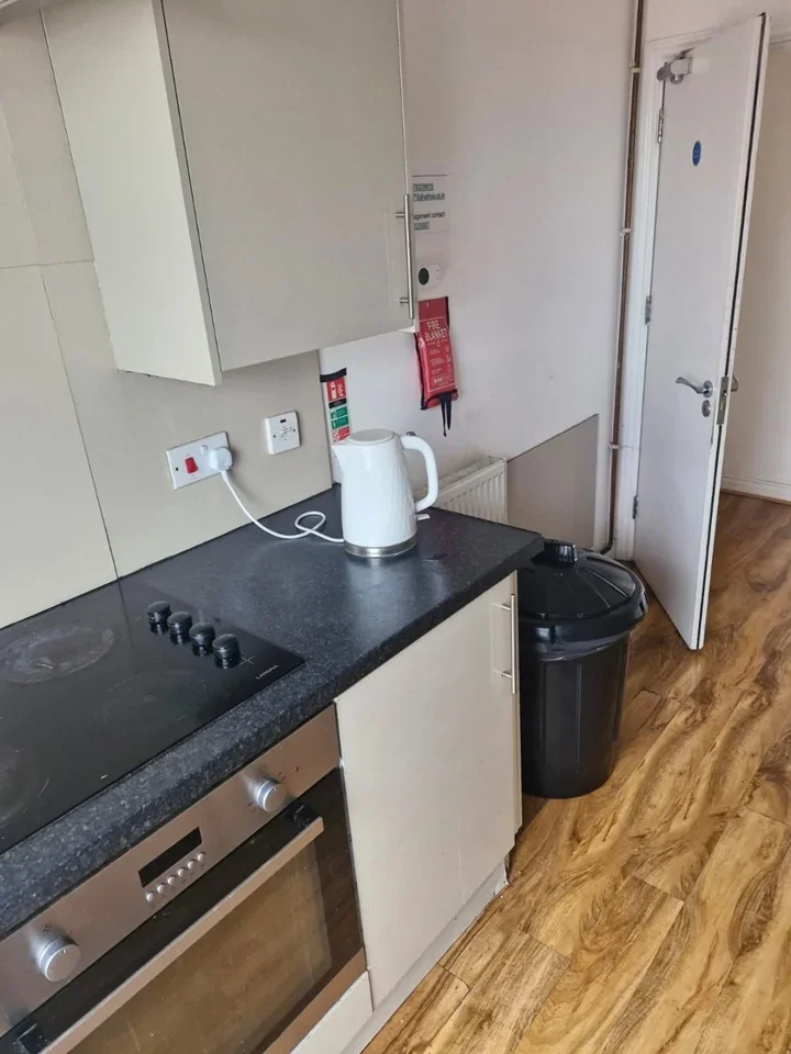 Room Stratford Road in Milton Keynes