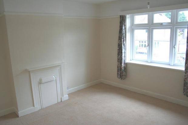 House Poplar Avenue in Surrey Heath