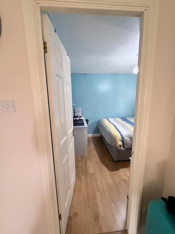 Room Keaton Close in Salford