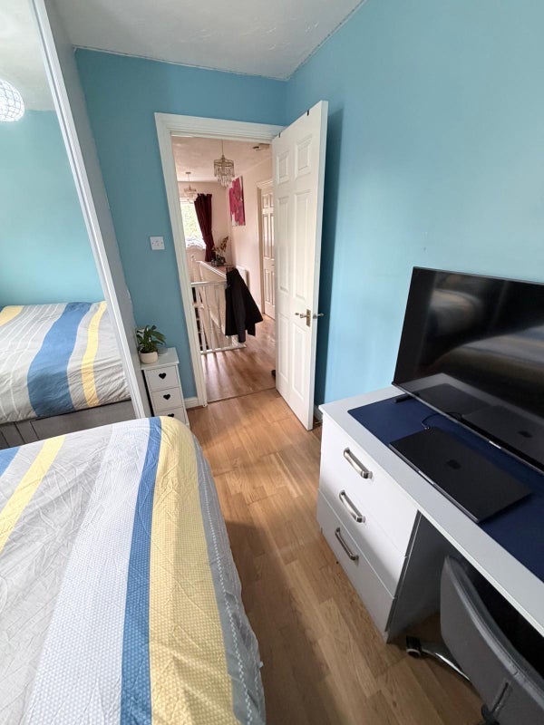 Room Keaton Close in Salford
