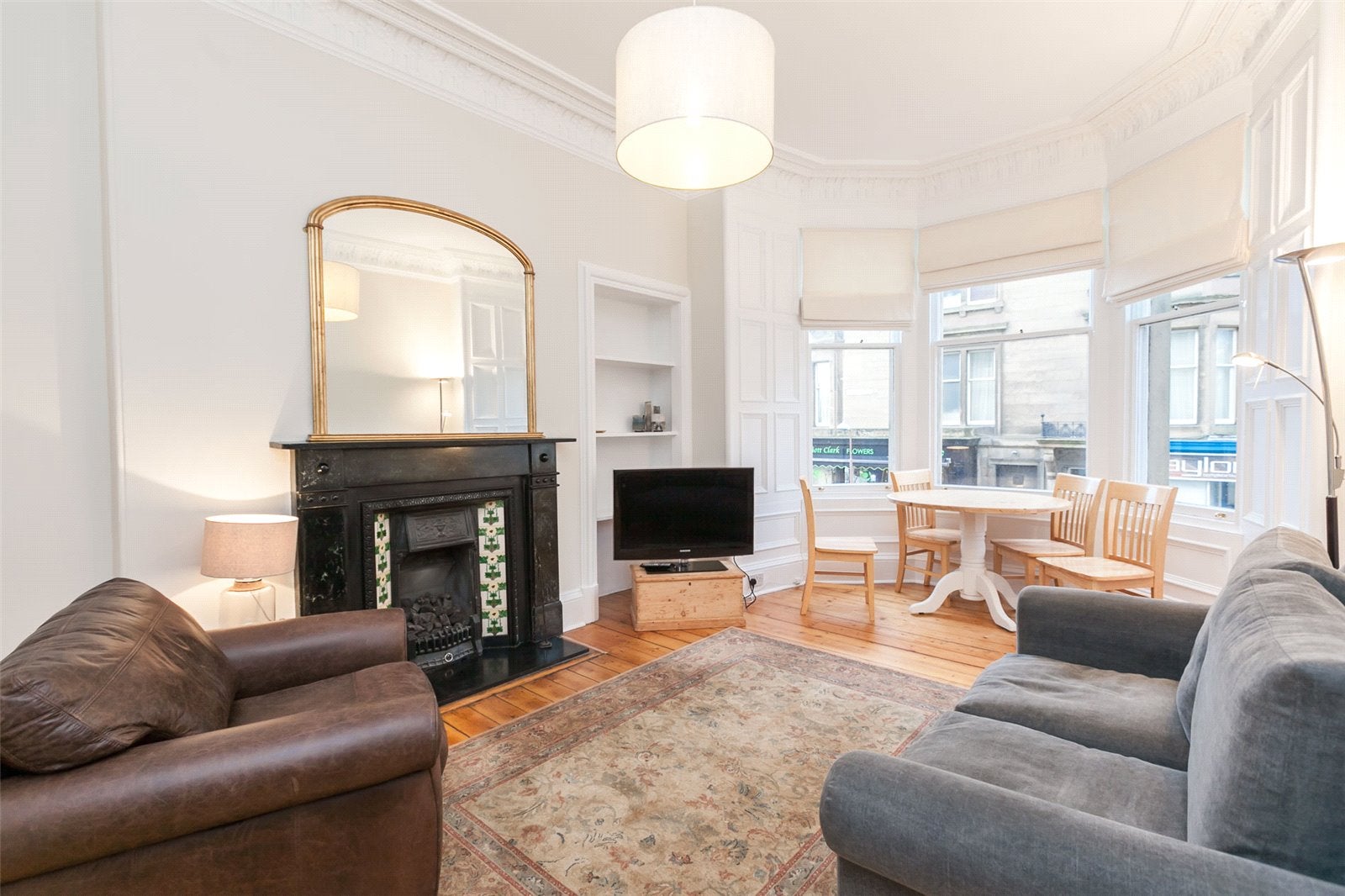 Flat Royston Terrace in City of Edinburgh