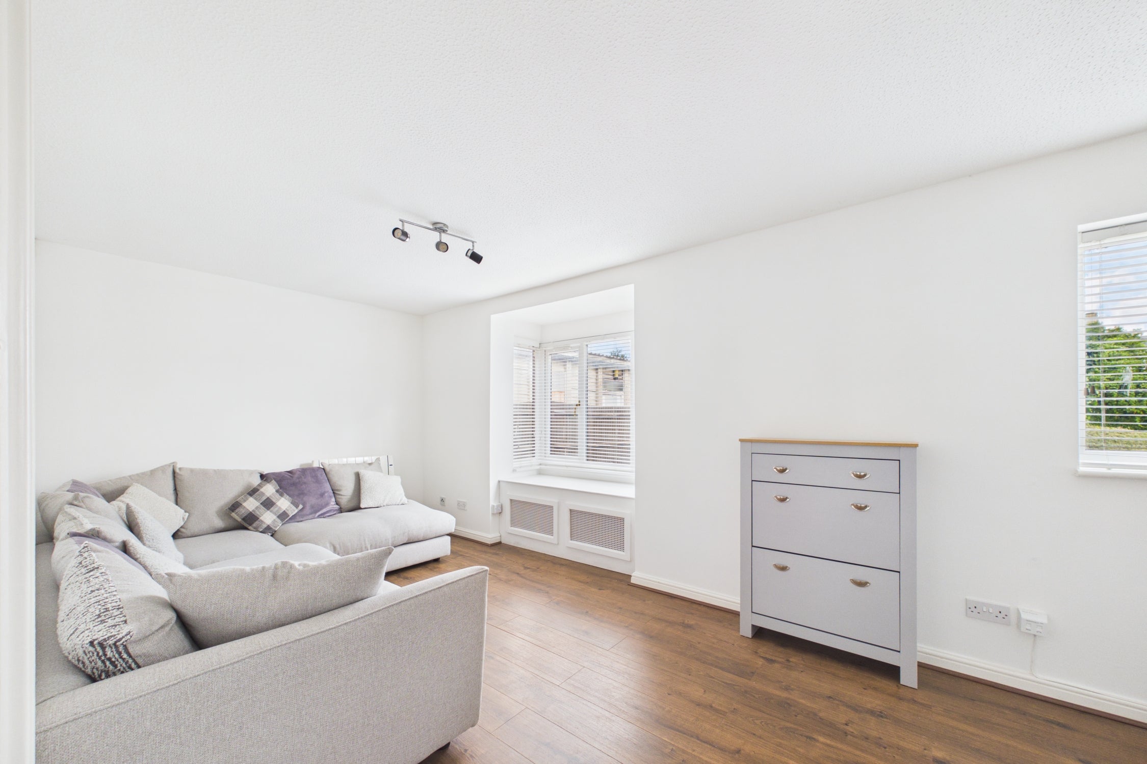 Flat Islington Road in Towcester