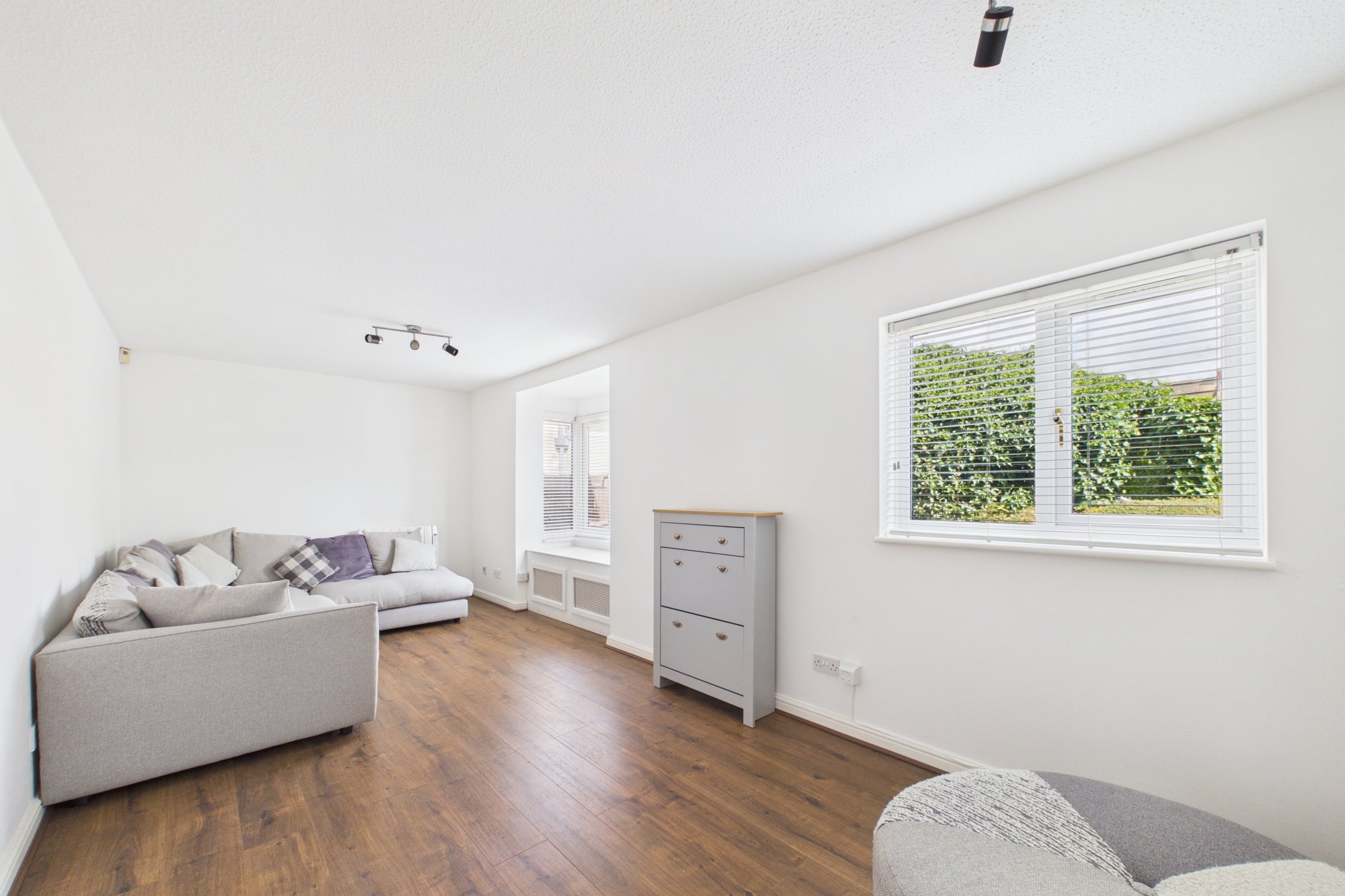 Flat Islington Road in Towcester