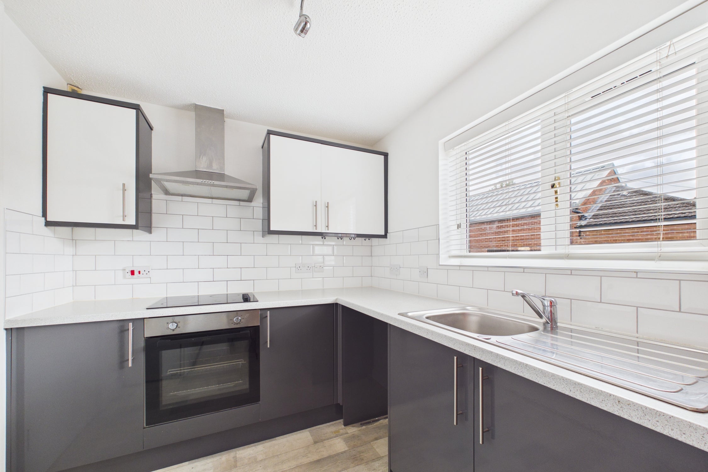 Flat Islington Road in Towcester