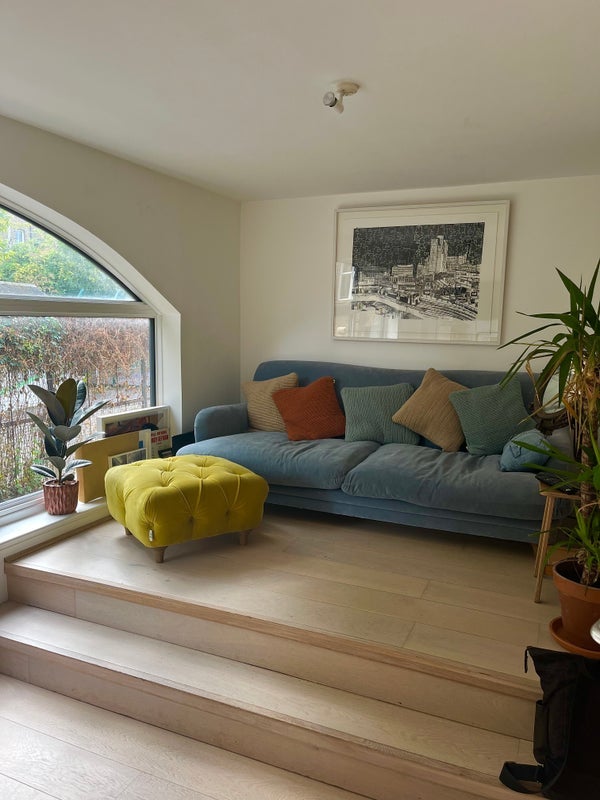 Flat Shacklewell Street in Greater London